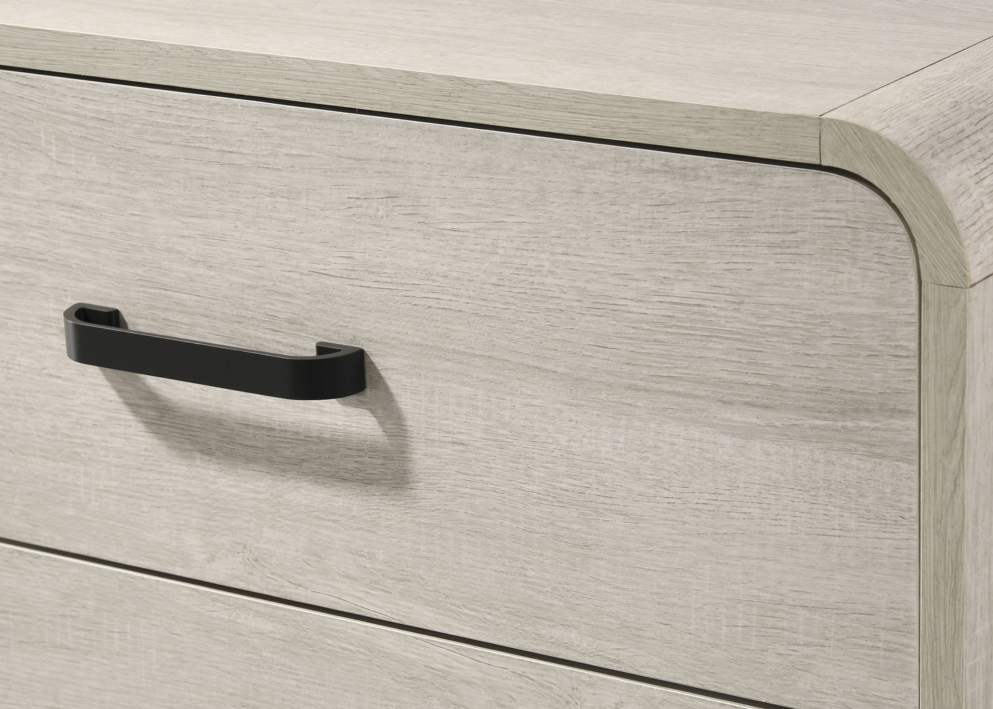 Nyomi - Chest - White