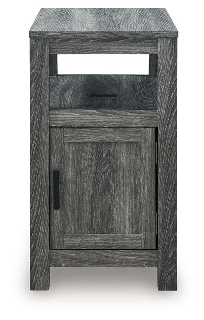 Fendenmore - Chair Side End Table